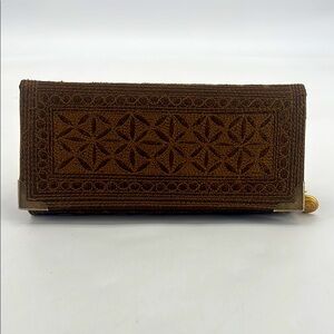 Vintage 90’s Embroidered Geometric Print Lion Head Medallion Wallet Clutch